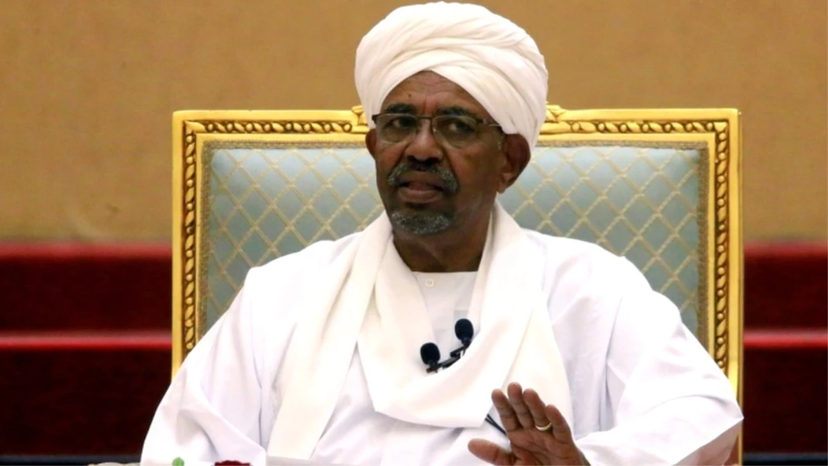 Devrik Sudan Lideri El Beşir\'in Evinde 130 Milyon Dolardan Fazla Nakit Bulundu