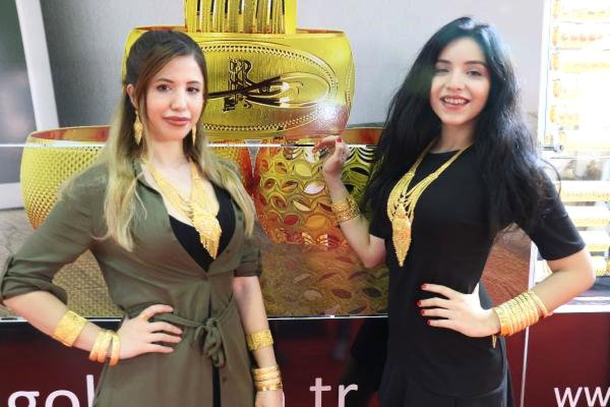 Diyarbakır\'da 1,5 Ton Altının Sergilendiği Fuara Yoğun İlgi