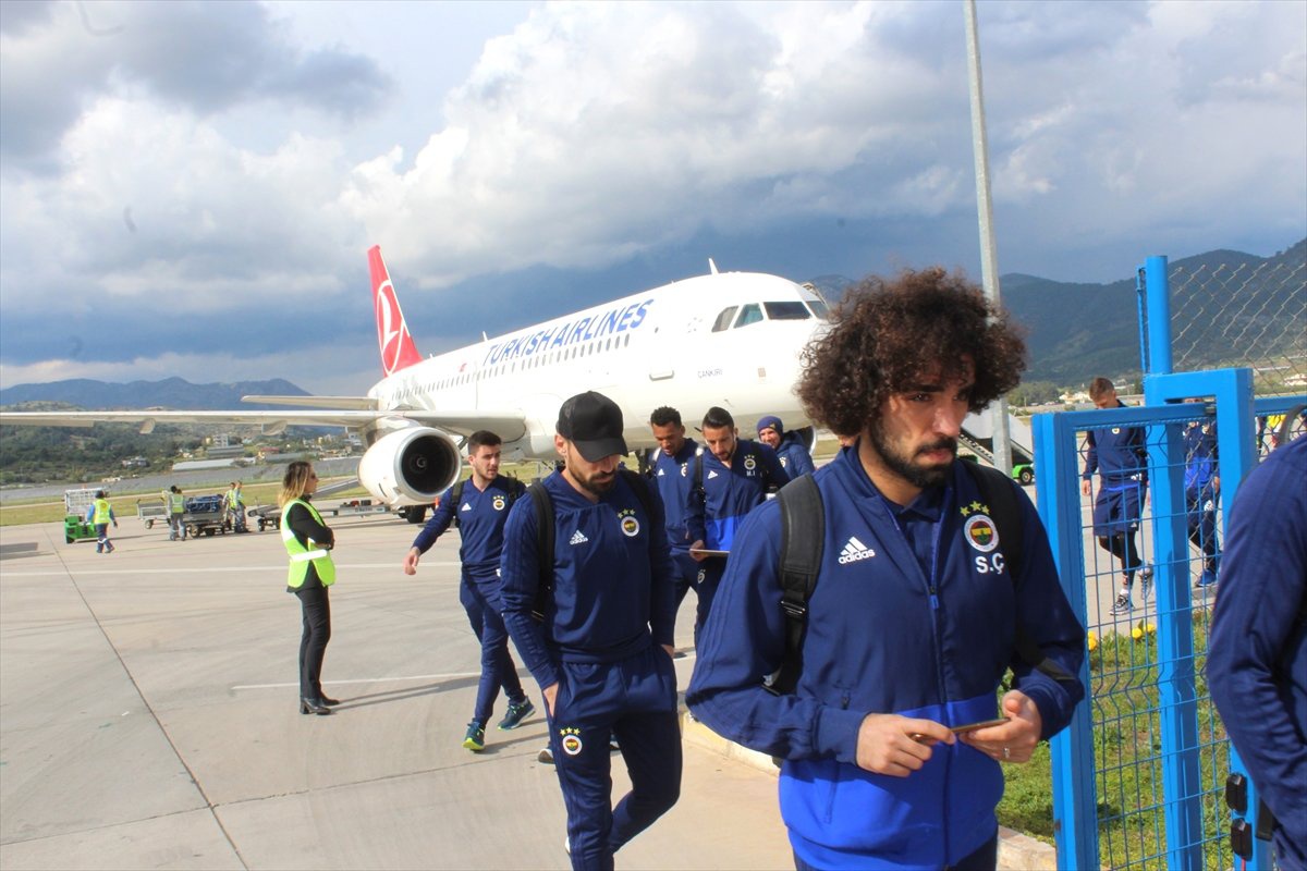 Fenerbahçe Kafilesi, Gazipaşa\'ya Geldi