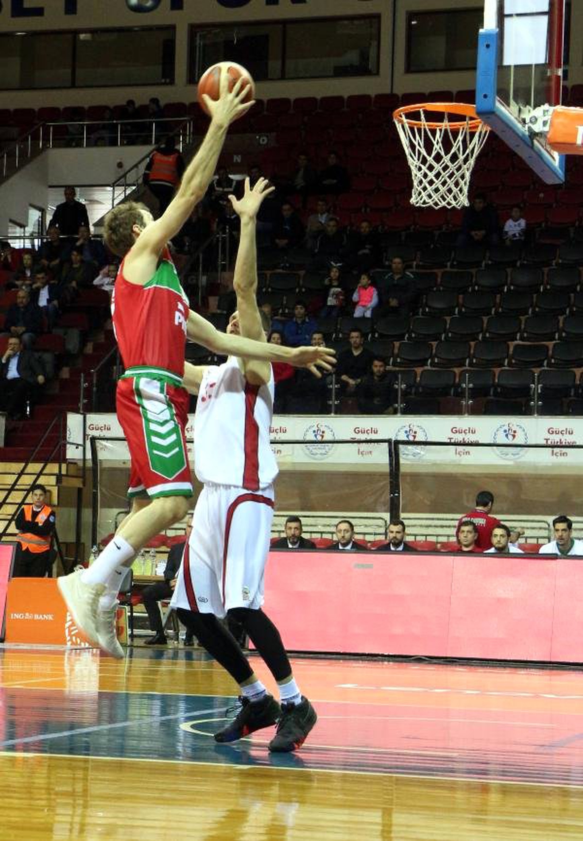 Gaziantep Basketbol - Pınar Karşıyaka: 74-73