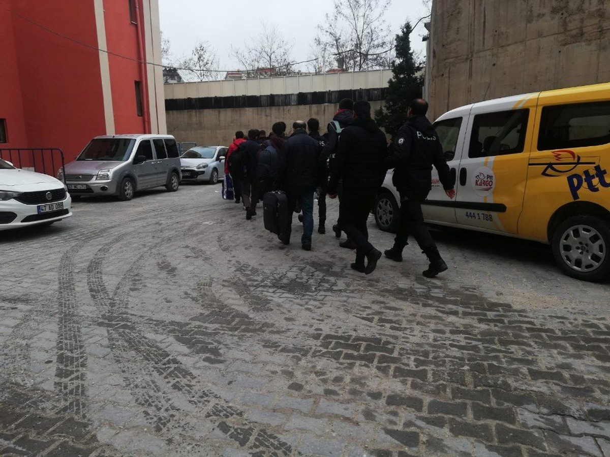 Mardin\'de Fetö Operasyonu: 5 Tutuklama