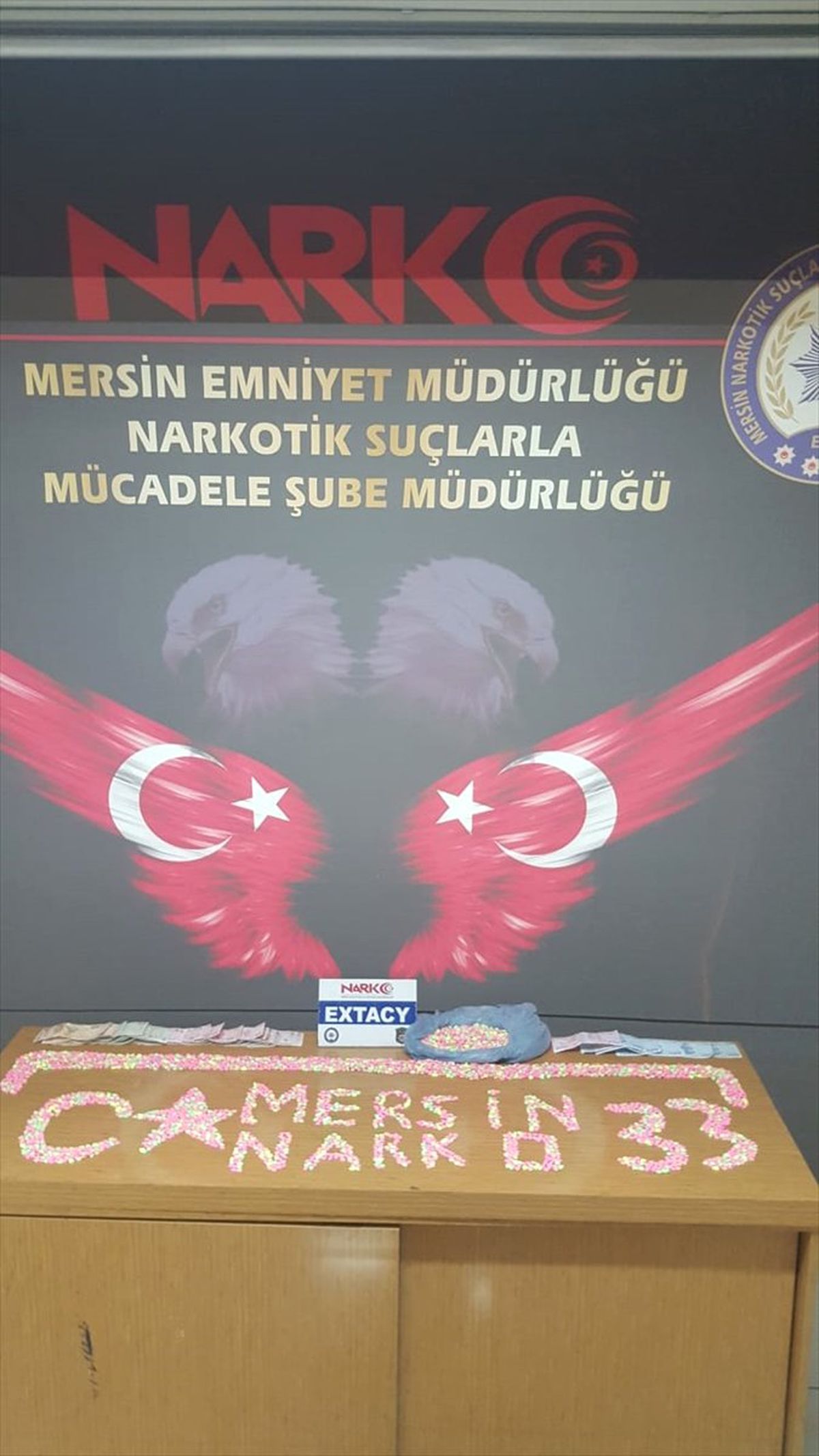 Mersin\'de 6 Bin 17 Uyuşturucu Hap Ele Geçirildi