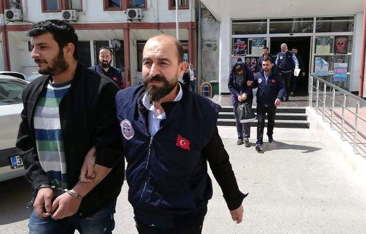 Mersin\'de, Akılla Durgunluk Veren Sahtecilik