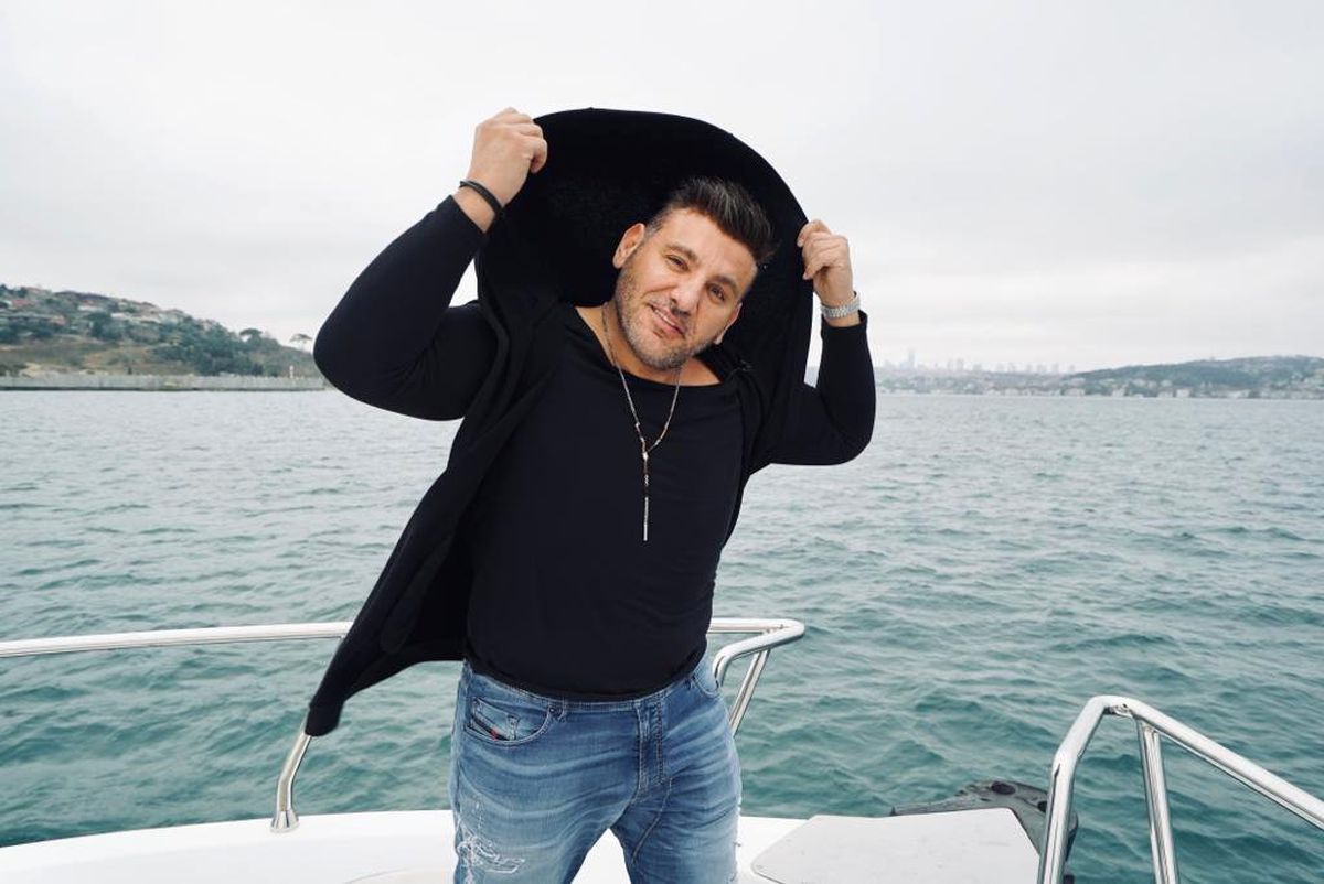 Mr. Jade\'in Boğaz Tutkusu