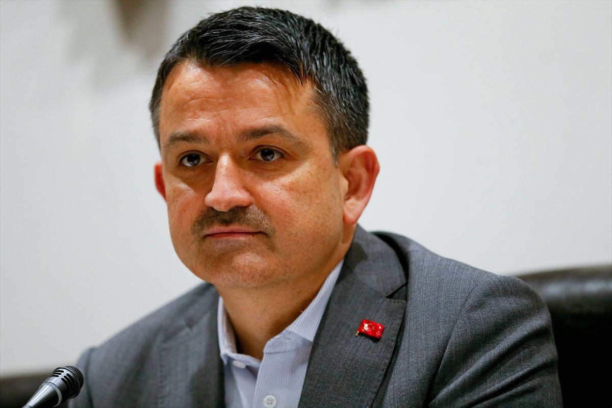 Pakdemirli\'den "Önce Kendi Küslerimizle Barışmamız Lazım" Açıklaması