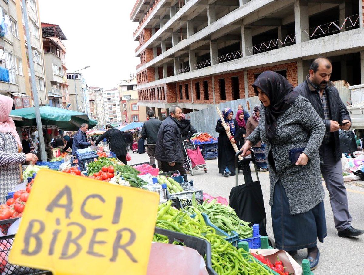 Pazarda Biber de "Acı" Fiyatlar Da