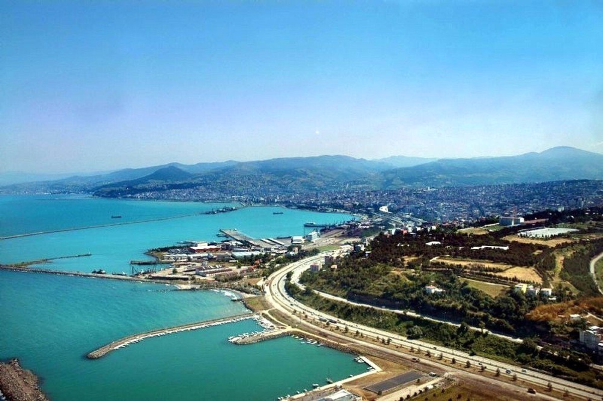 Samsun\'da Uyuşturucu Görülmeden Yok Ediliyor