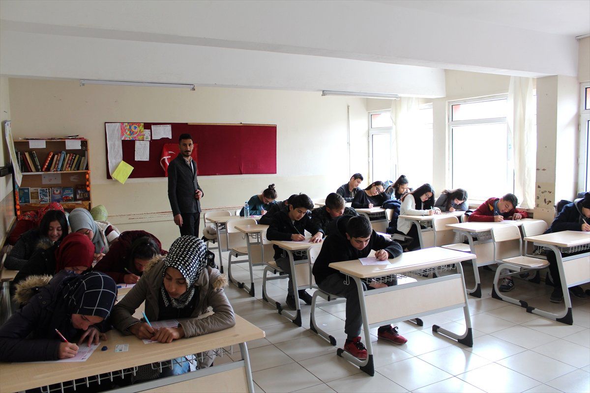 Suşehri\'nde "Kitap Kurdu"Yarışması