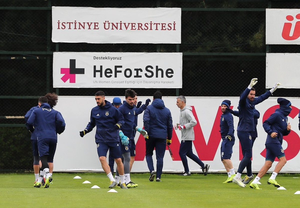 Tolga Ciğerci Takımla Beraber Çalıştı
