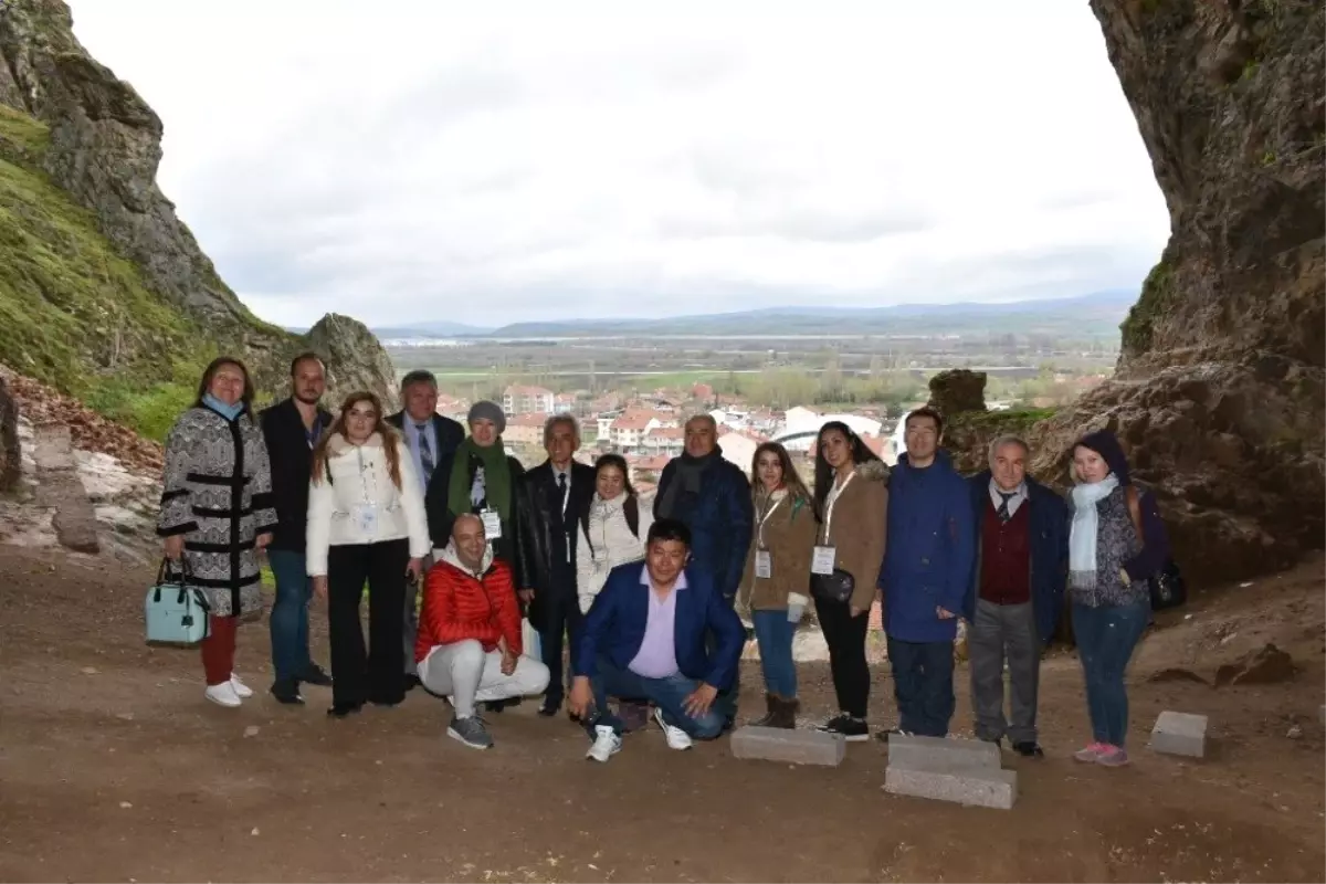 Türk Dünyasından Turizm Fakültesi Akademisyenleri İnönü\'yü Gezdiler