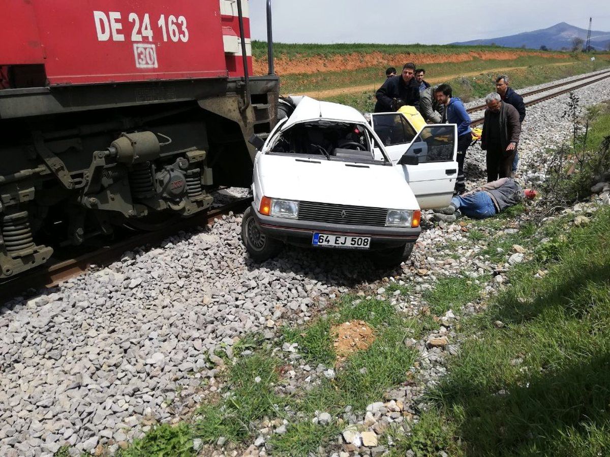 Uşak\'ta Tren Kazası: 2 Ağır Yaralı