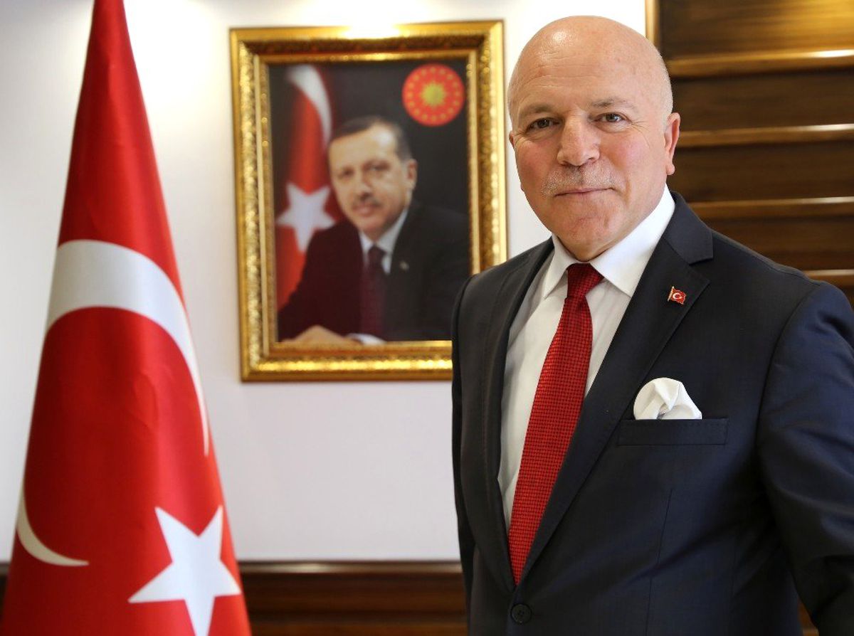 Başkan Sekmen\'den 23 Nisan Mesajı