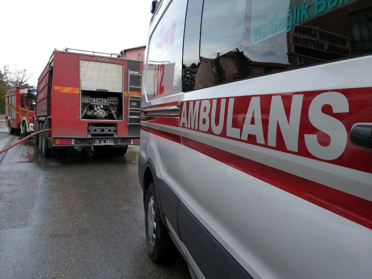 Başkent\'te Mobilya Üretim Atölyesinde Yangın