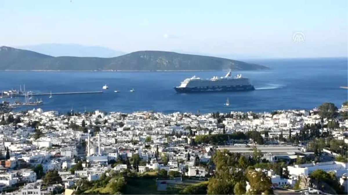 Bodrum\'da Kruvaziyer Turizmi