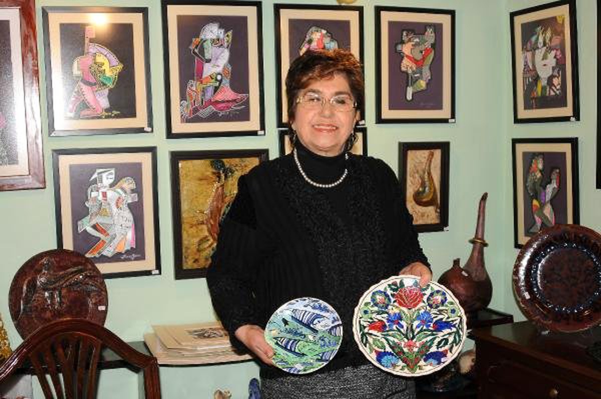 İlkokul Mezunu Ressam, 64 Yaşında Üniversite Diploması Aldı