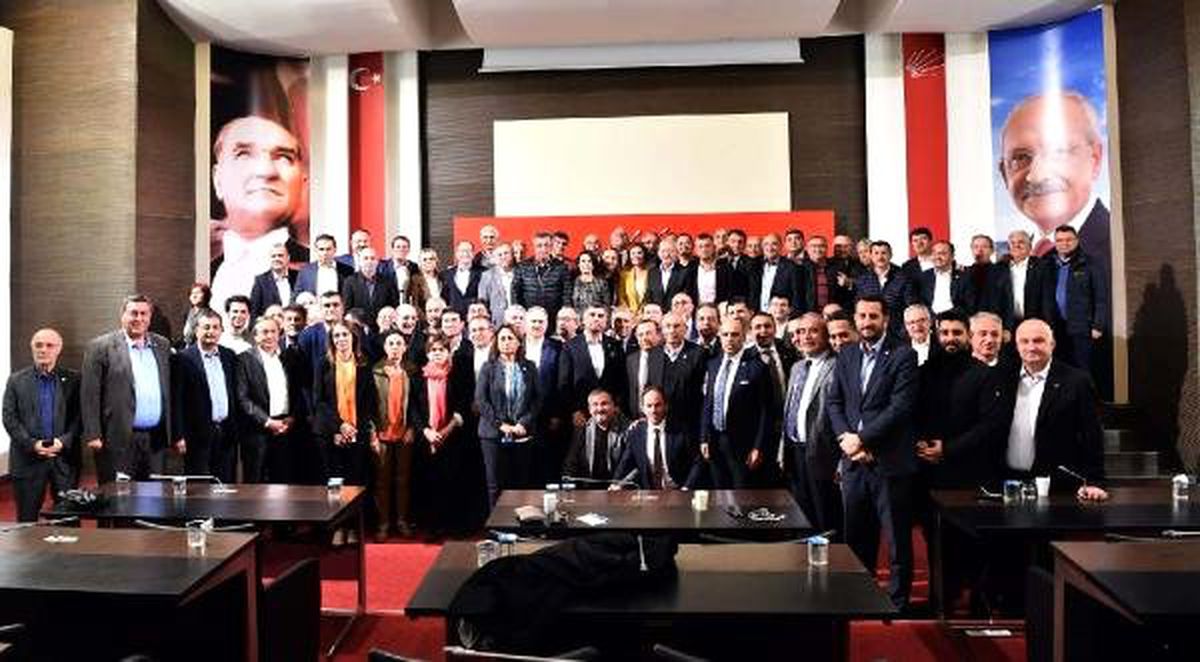 Kılıçdaroğlu\'na Şehit Cenazesinde Saldırı (9)