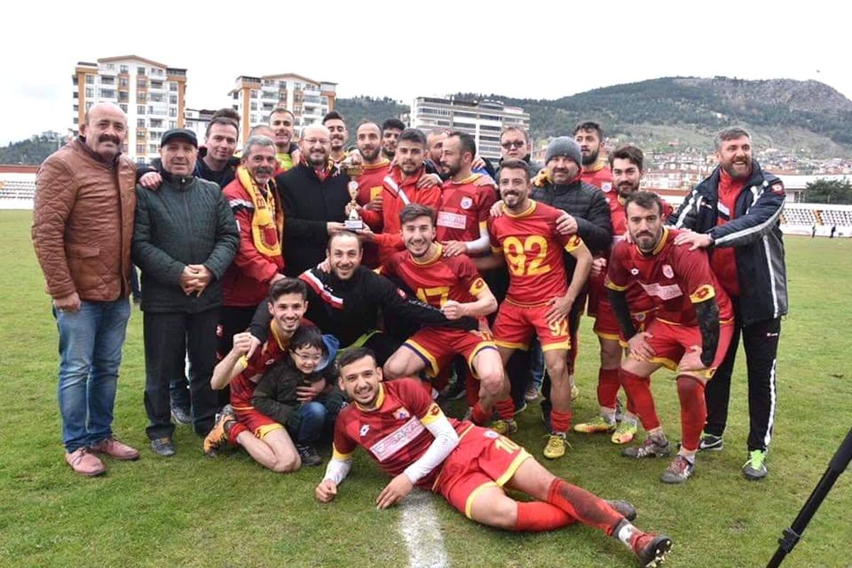 Niksar Belediyespor Şampiyon Oldu