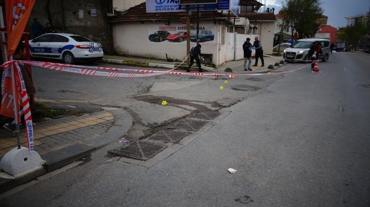 Sancaktepe\'de Silahlı Saldırı: 1\'i Ağır 2 Yaralı