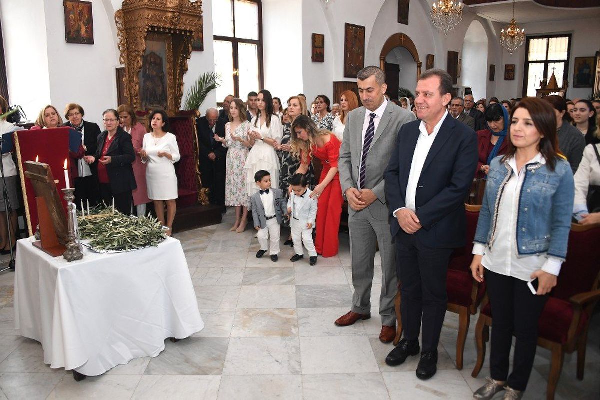 Seçer, Ortodoks Kilisesi\'ndeki Paskalya Bayramına Katıldı