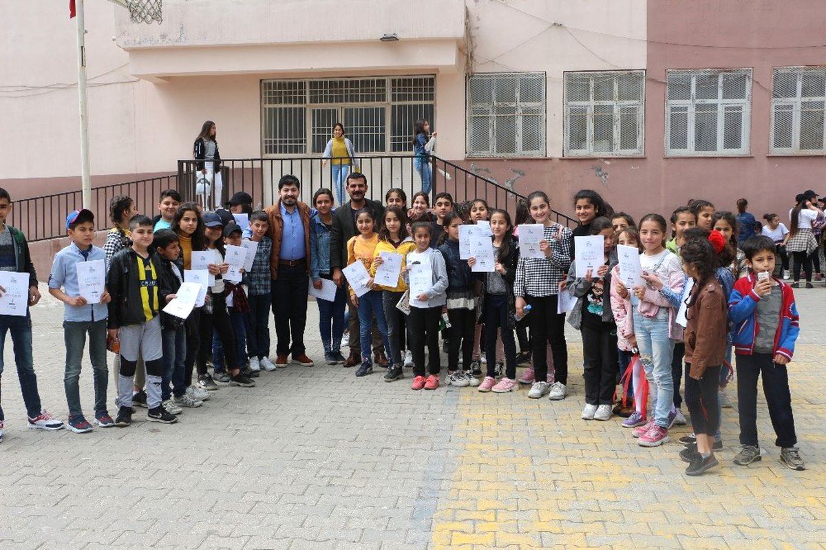Silopi\'de Kitap Kurdu Yarışması Yapıldı