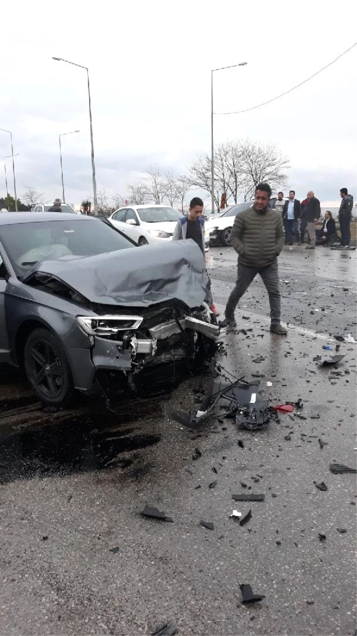 Trabzonspor\'un Genç Yıldızı Hüseyin Türkmen Kaza Geçirdi