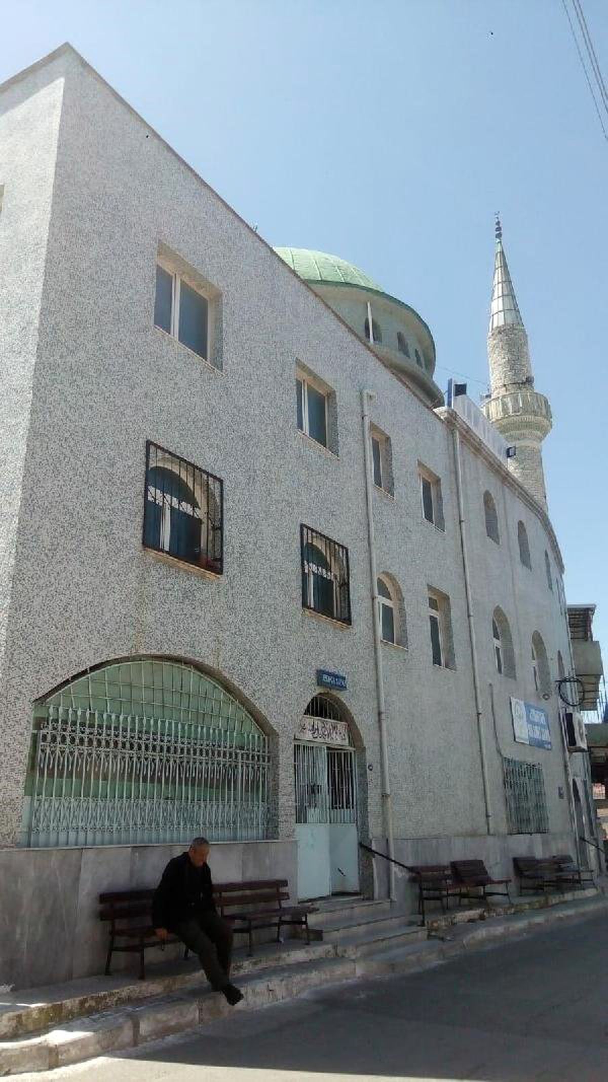 Vakti Şaşıran Gönüllü, Sabah Ezanını Gece Yarısı Okudu