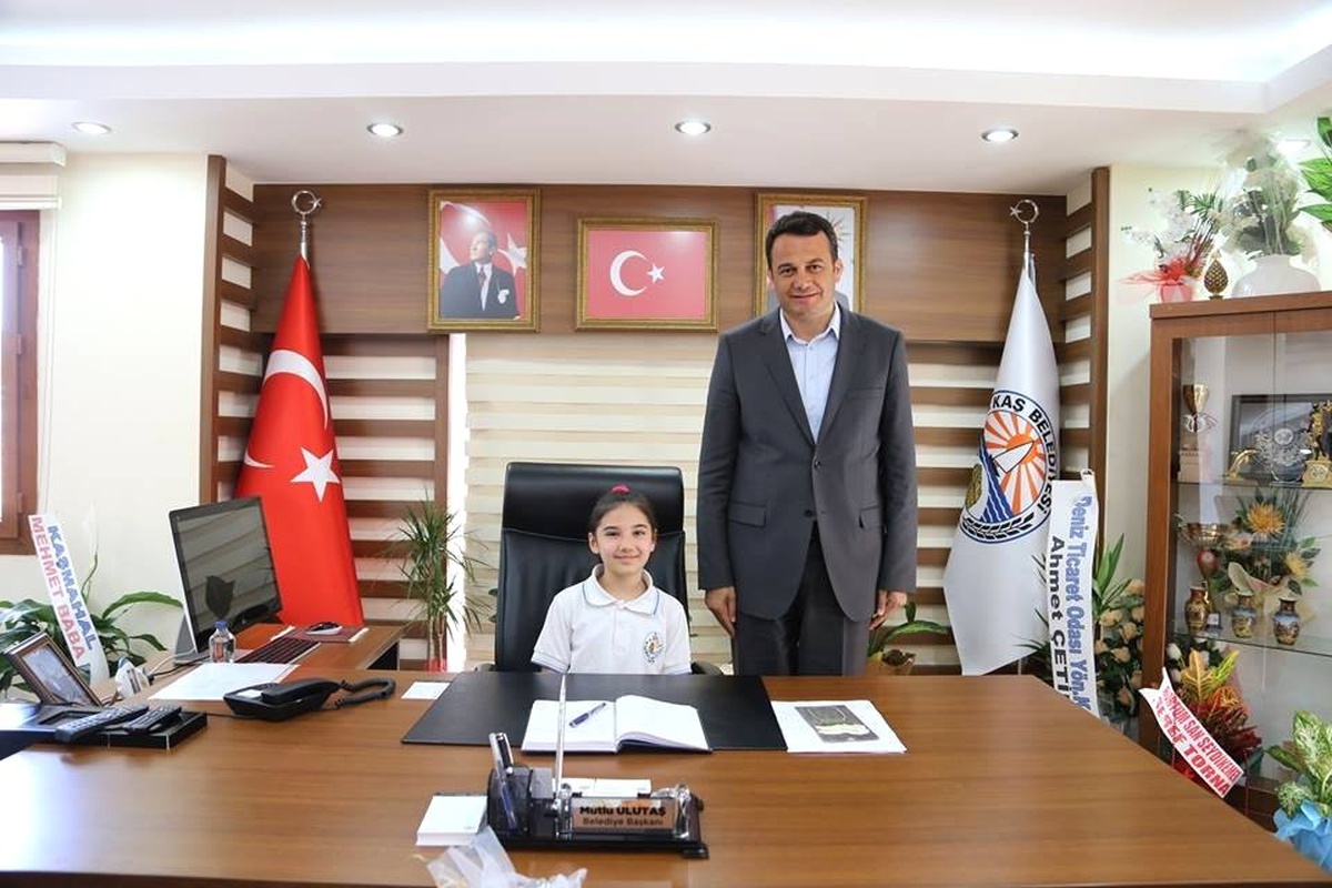 23 Nisan\'da Kaş\'ın Çocuk Belediye Başkanı Oldu