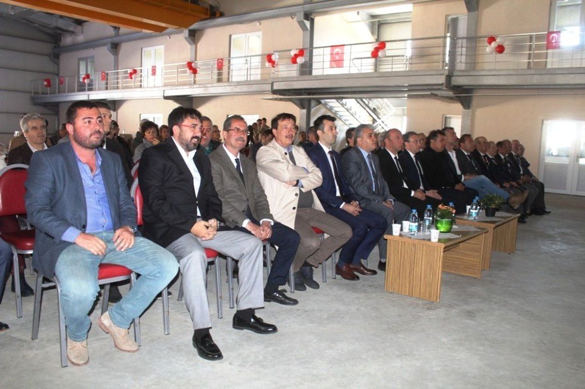 Ayvalık\'ta Kenan Kaptan\'ın Denizcileri Üretime Başlıyor