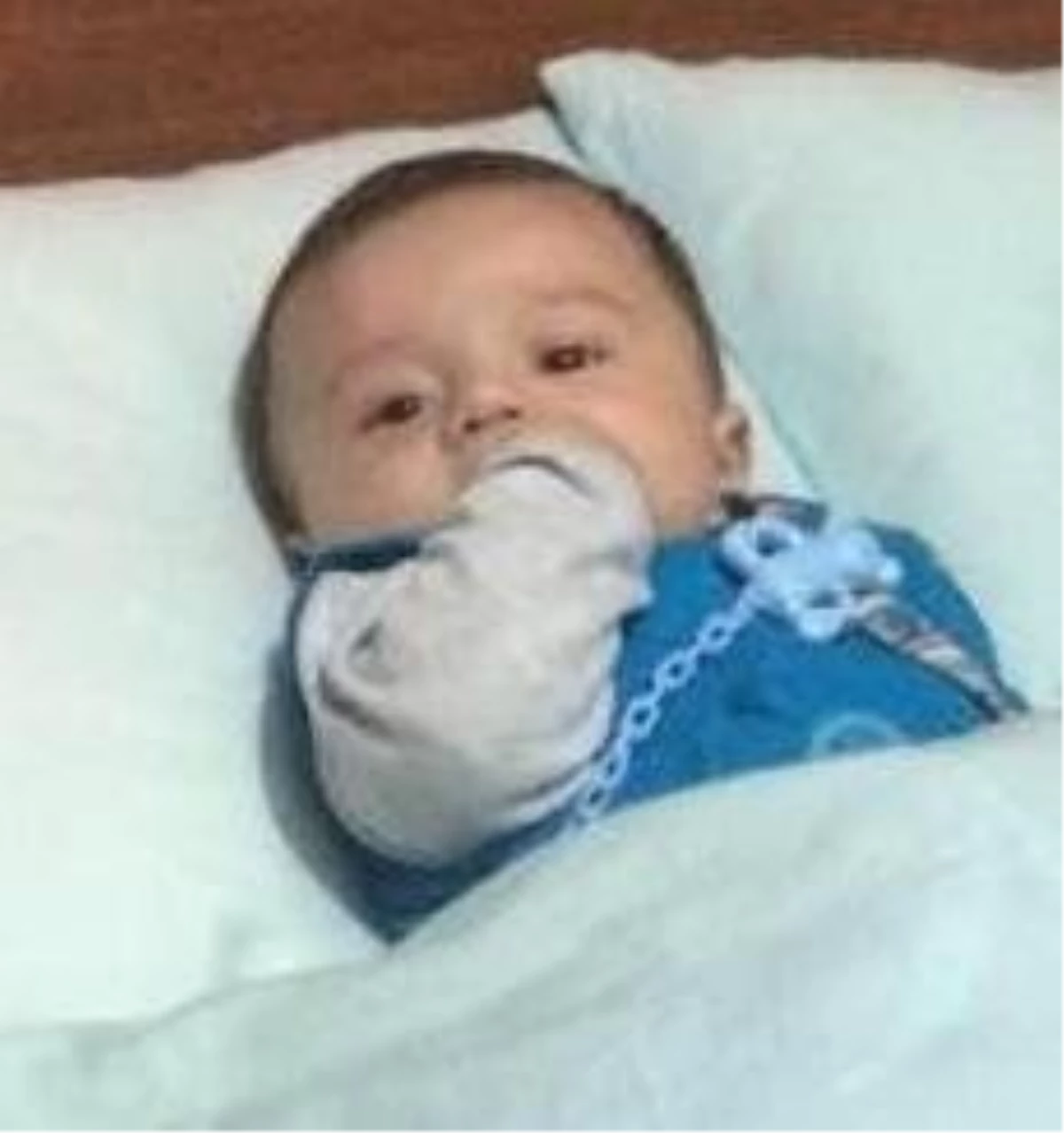 Balkondan Düşen 15 Aylık Bebek Hayatını Kaybetti