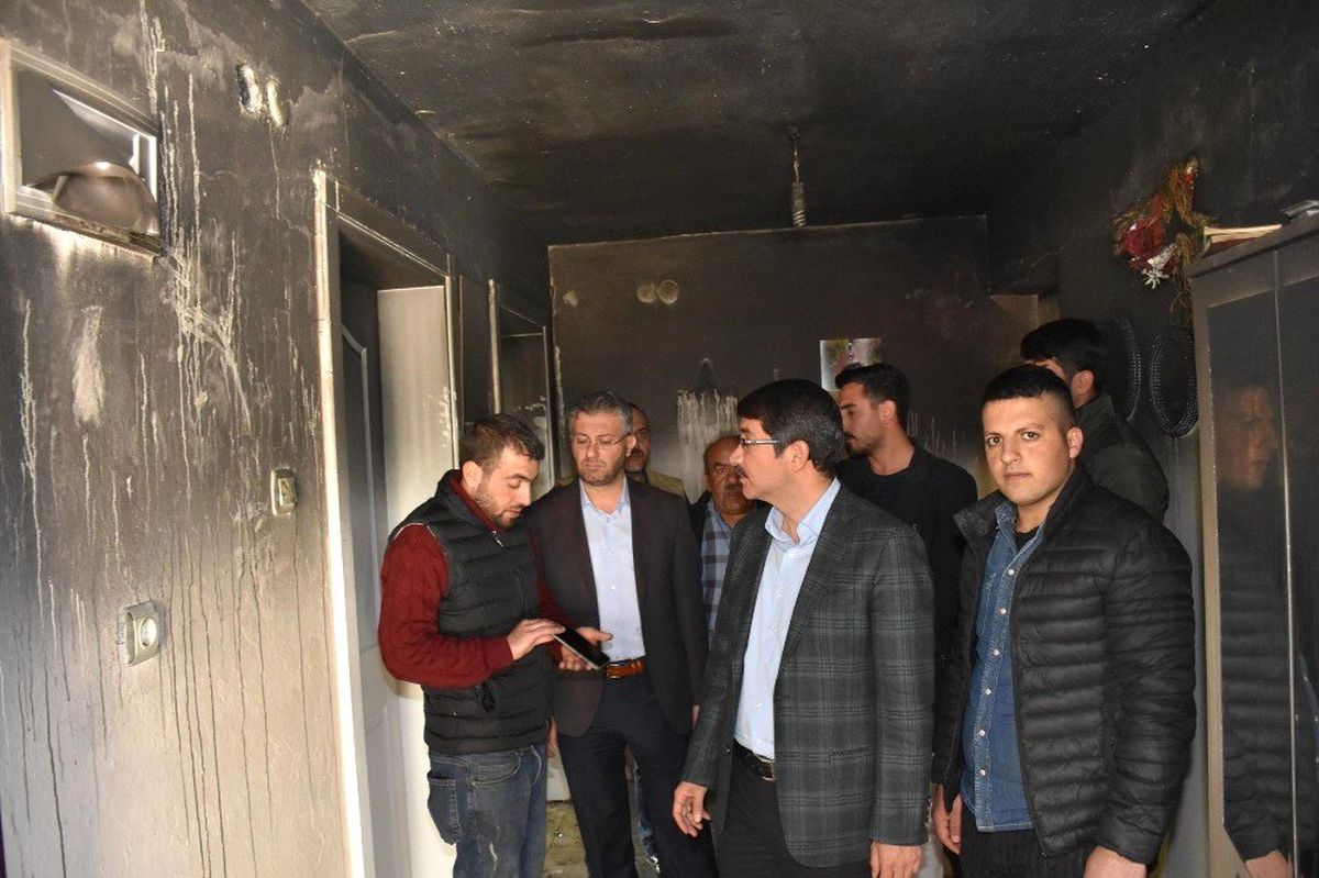Başkan Çelik\'ten Evi Yanan Aileye Ziyaret