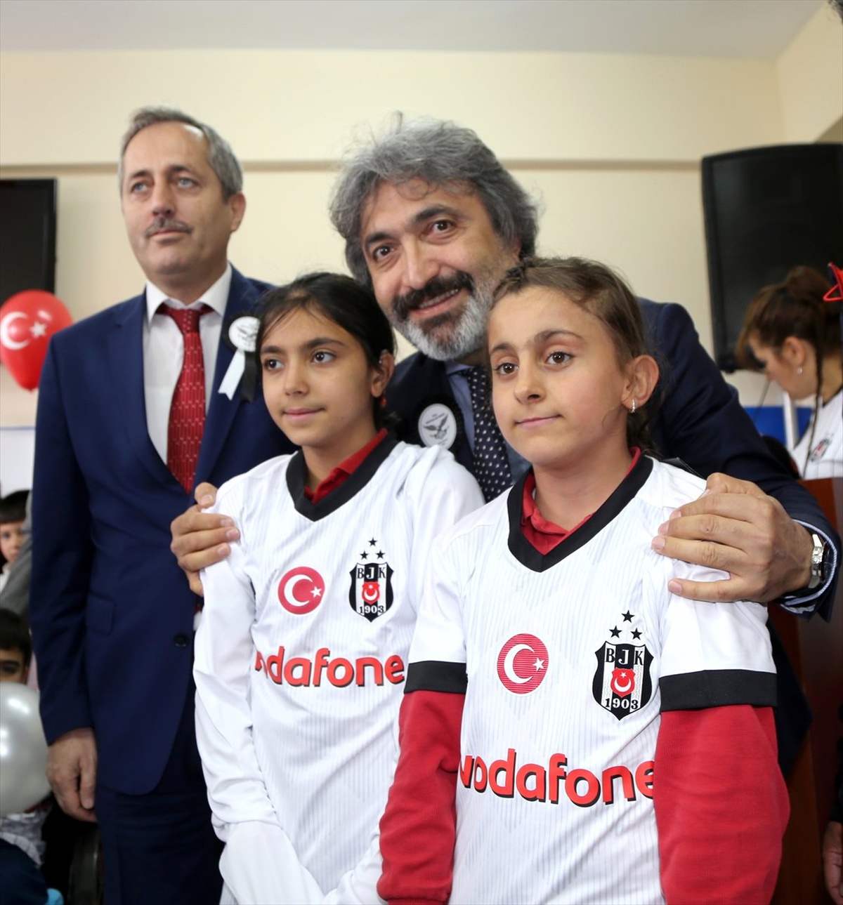 Beşiktaş, Sivas\'ta Özel Öğrencileri Sevindirdi
