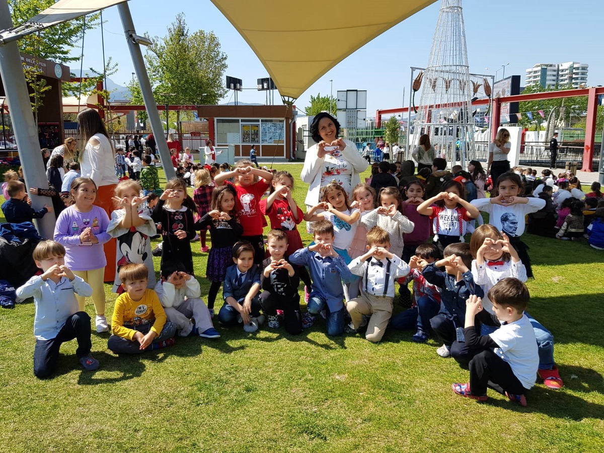 Büyükşehir Kreşlerine Bayram Geldi