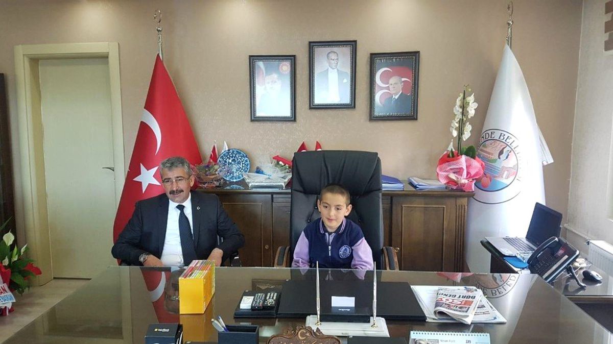 Darende\'de Makamlar Çocuklara Devredildi