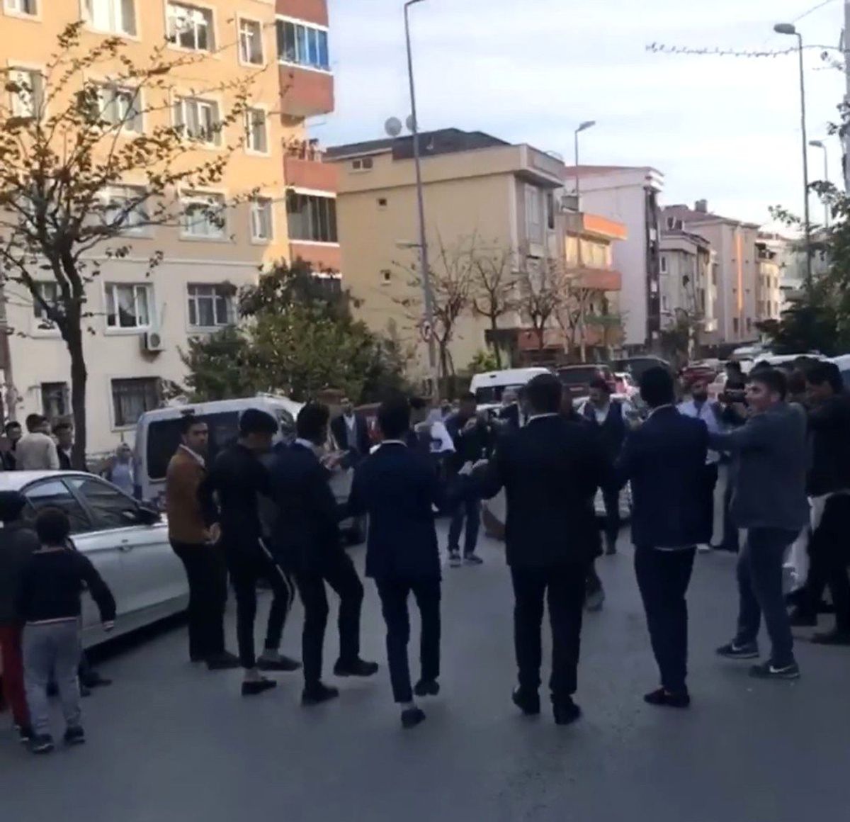Düğün ve Asker Uğurlama Bahanesiyle Havaya Ateş Açan Magandalar Kamerada