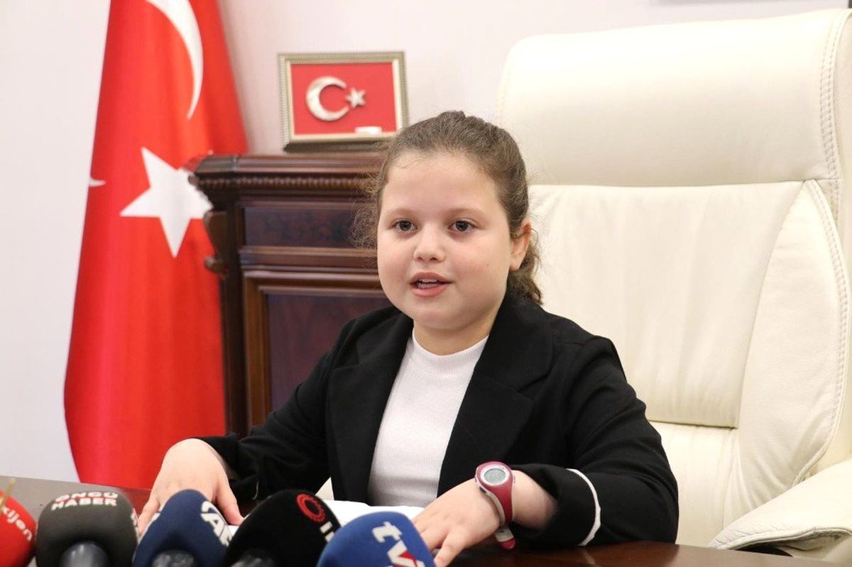 Düzce\'de Valilik Koltuğuna Uyanık Oturdu
