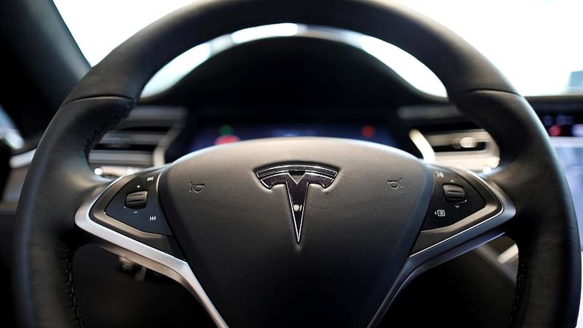 Elektrikli Araç Üreticisi Tesla Yeni Sürücüsüz Araç Teknolojisini Yatırımcılara Tanıttı