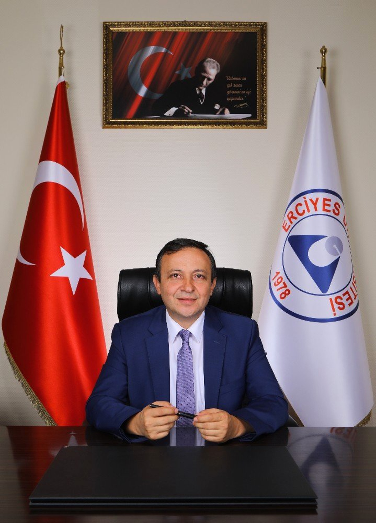 Erü Rektörü Çalış\'tan \'23 Nisan Ulusal Egemenlik ve Çocuk Bayramı\' Mesajı