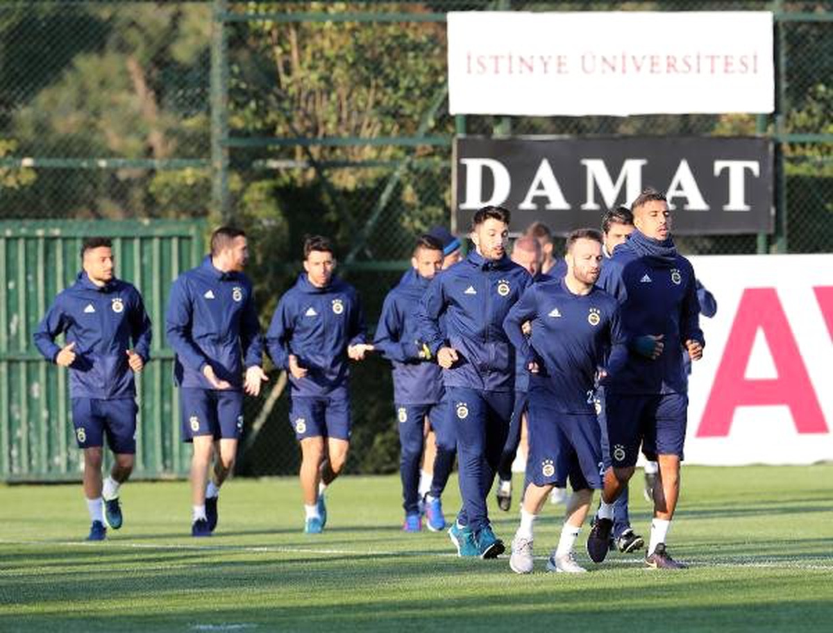 Fenerbahçe\'de Trabzonspor Maçının Hazırlıkları Başladı