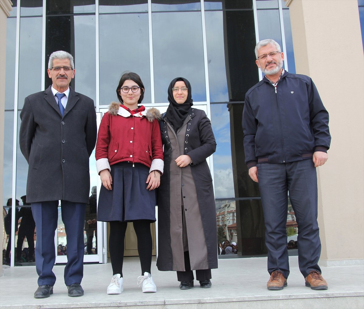 İslam\'da Güzel Ahlak" Konulu Yarışma