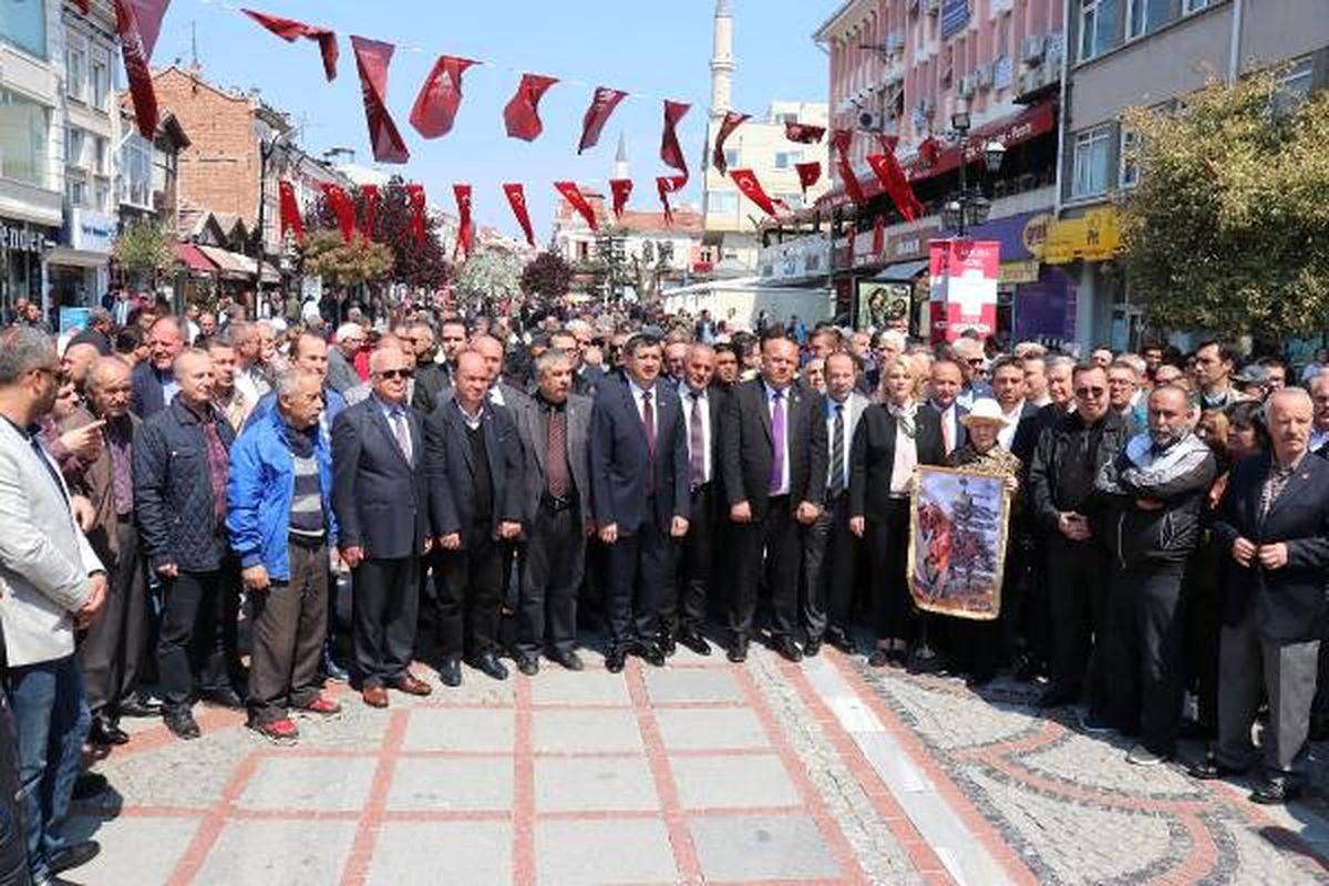 Kılıçdaroğlu\'na Saldırı, Edirne ve Tekirdağ\'da Protesto Edildi