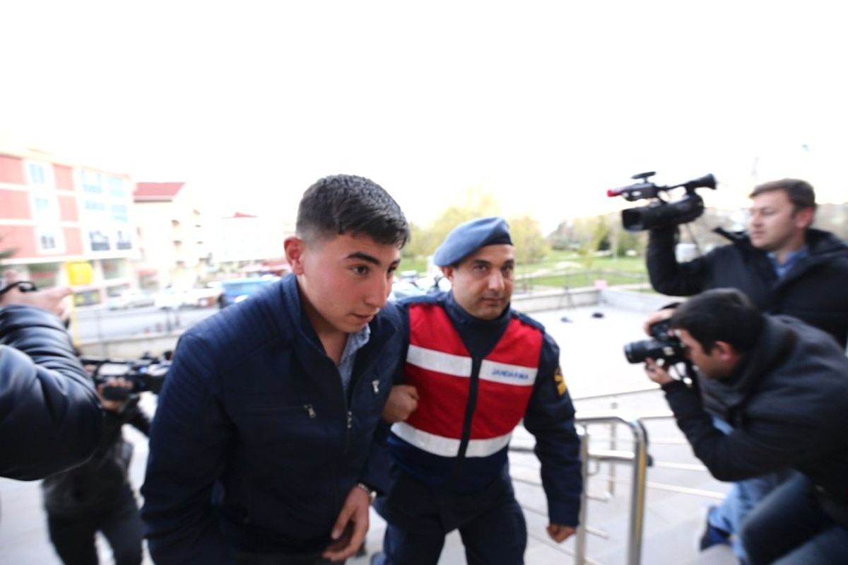 Kılıçdaroğlu\'na Saldırı Olayında 4 Kişi Daha Adliyeye Sevk Edildi