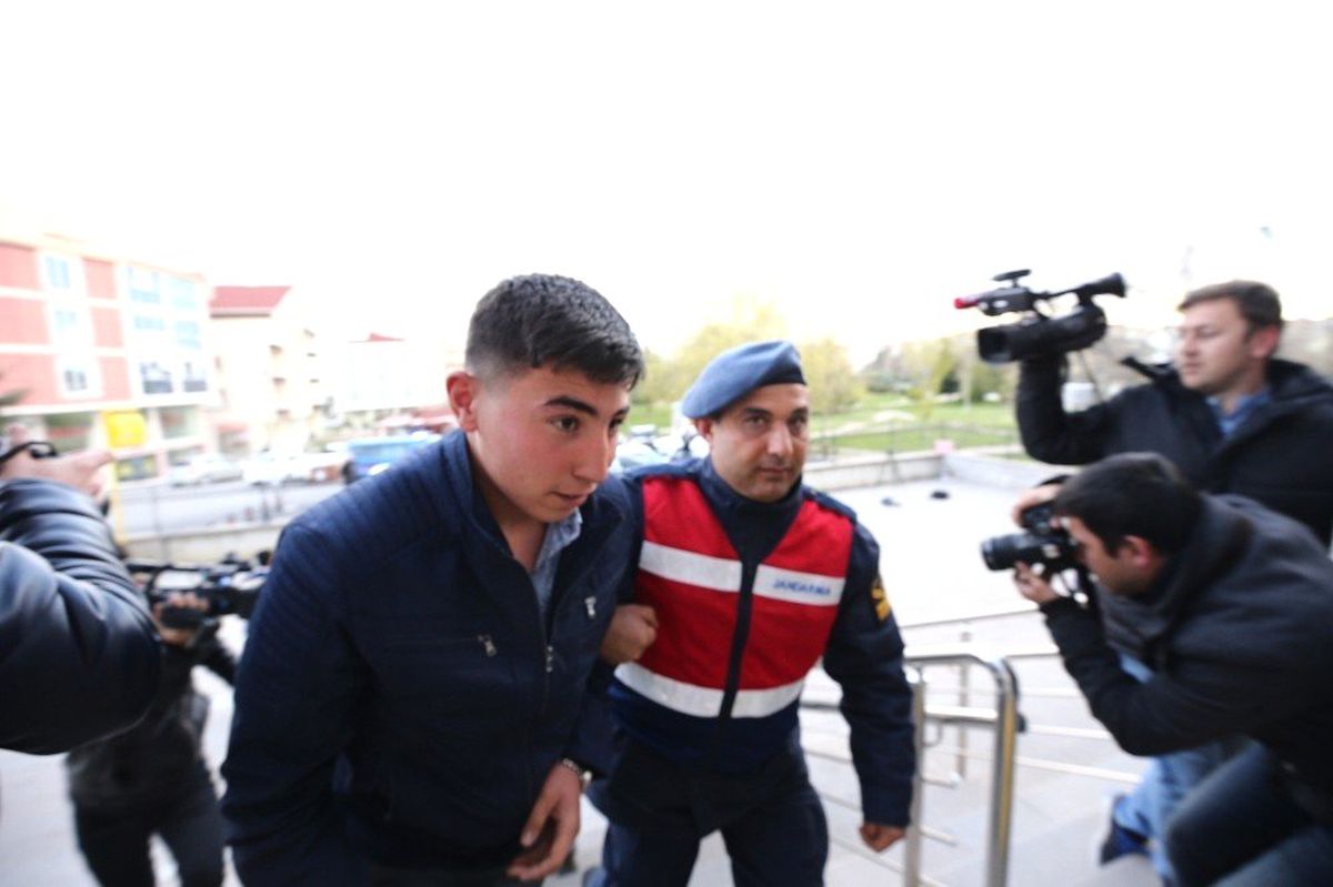 Kılıçdaroğlu\'na Saldırı Olayında 4 Kişi Daha Adliyeye Sevk Edildi