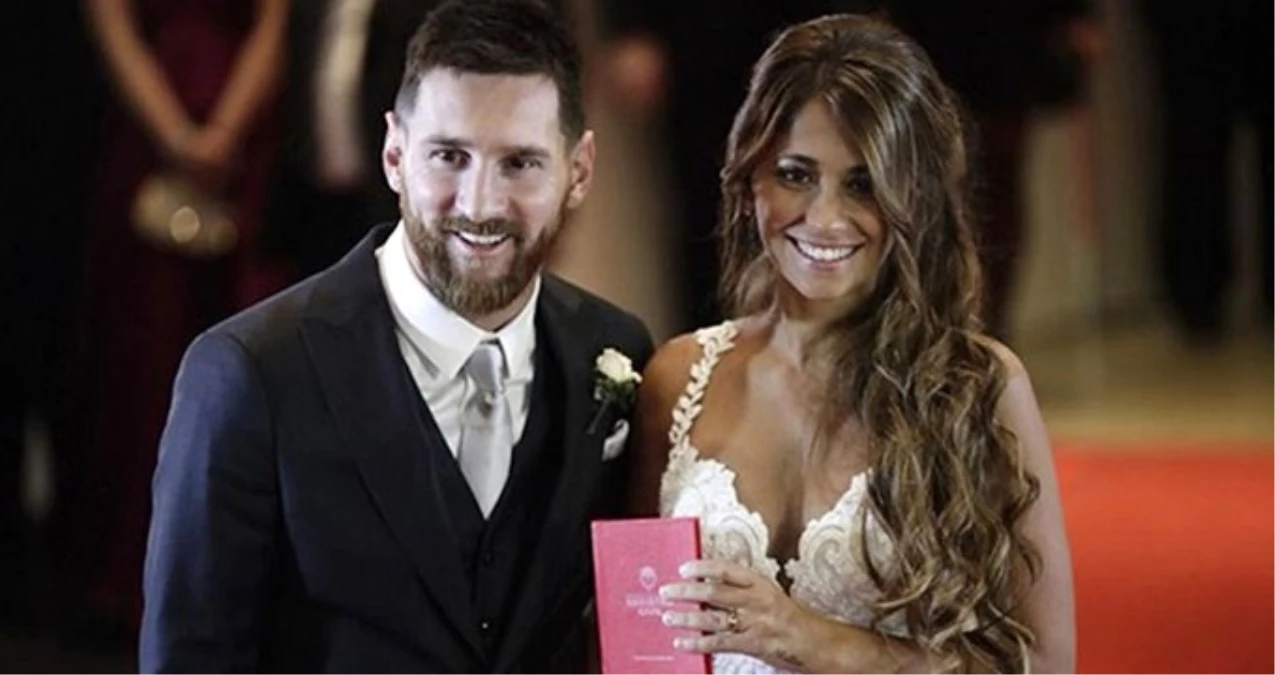 Lionel Messi\'nin Eşiyle 21 Sene Önce Çekilen Fotoğrafı Ortaya Çıktı