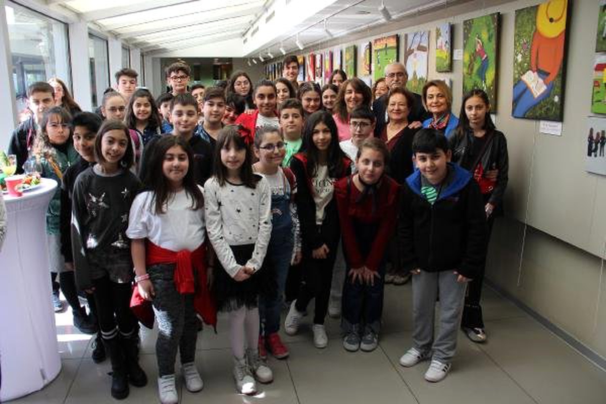Ortaokul Öğrencileri Kanser Hastası Akranlarına Umut Oldu
