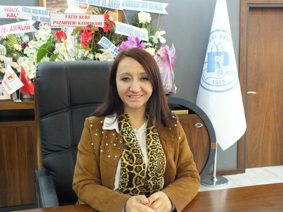 Pazaryeri Belediye Başkanı Zekiye Tekin\'in 23 Nisan Ulusal Egemenlik ve Çocuk Bayramı Mesajı