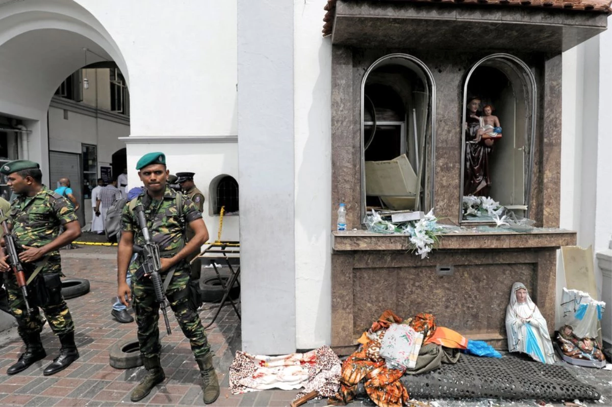 Sri Lanka Saldırılarından Kurtulanlar: \'Her Yer Hâlâ Kan Kokuyor\'