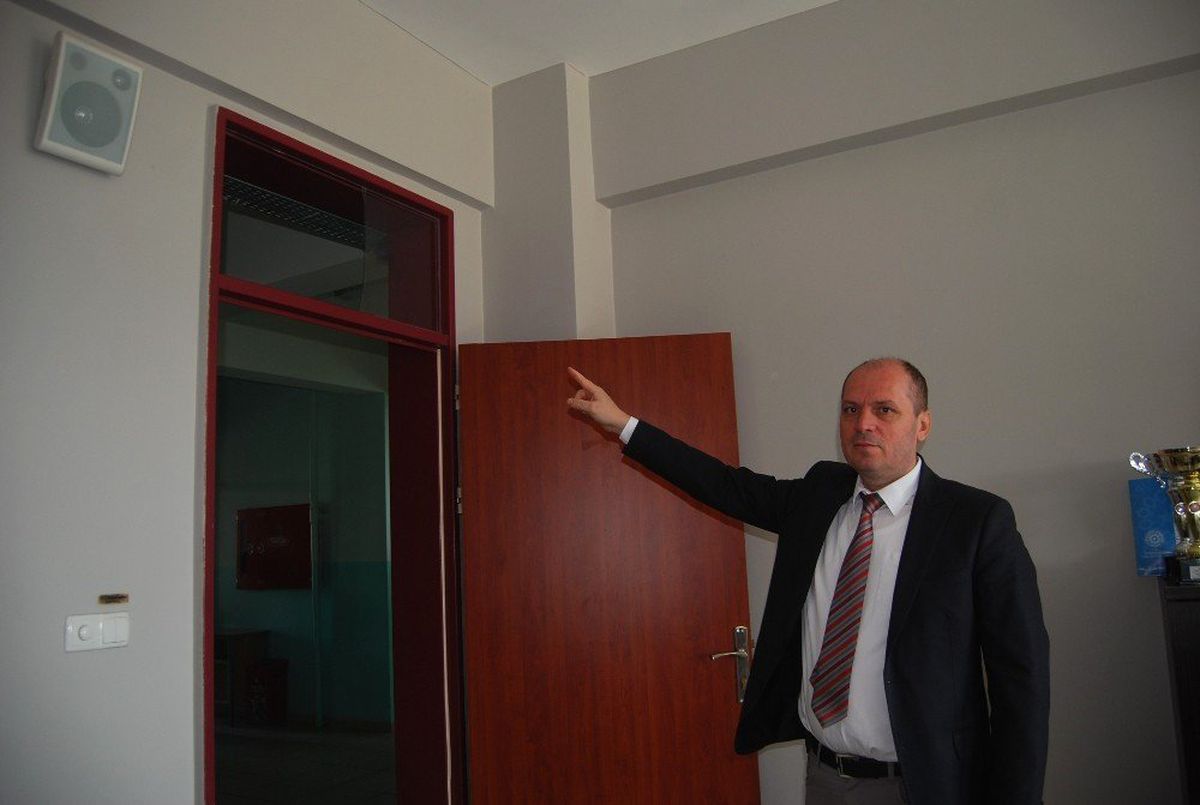 Tekirdağ\'da Lisede Soygun
