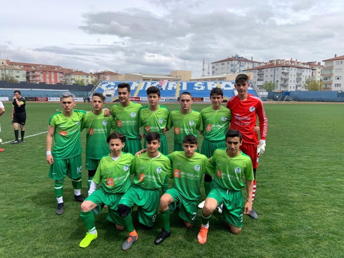 U-15 Şampiyonu Sinop Tersanespor