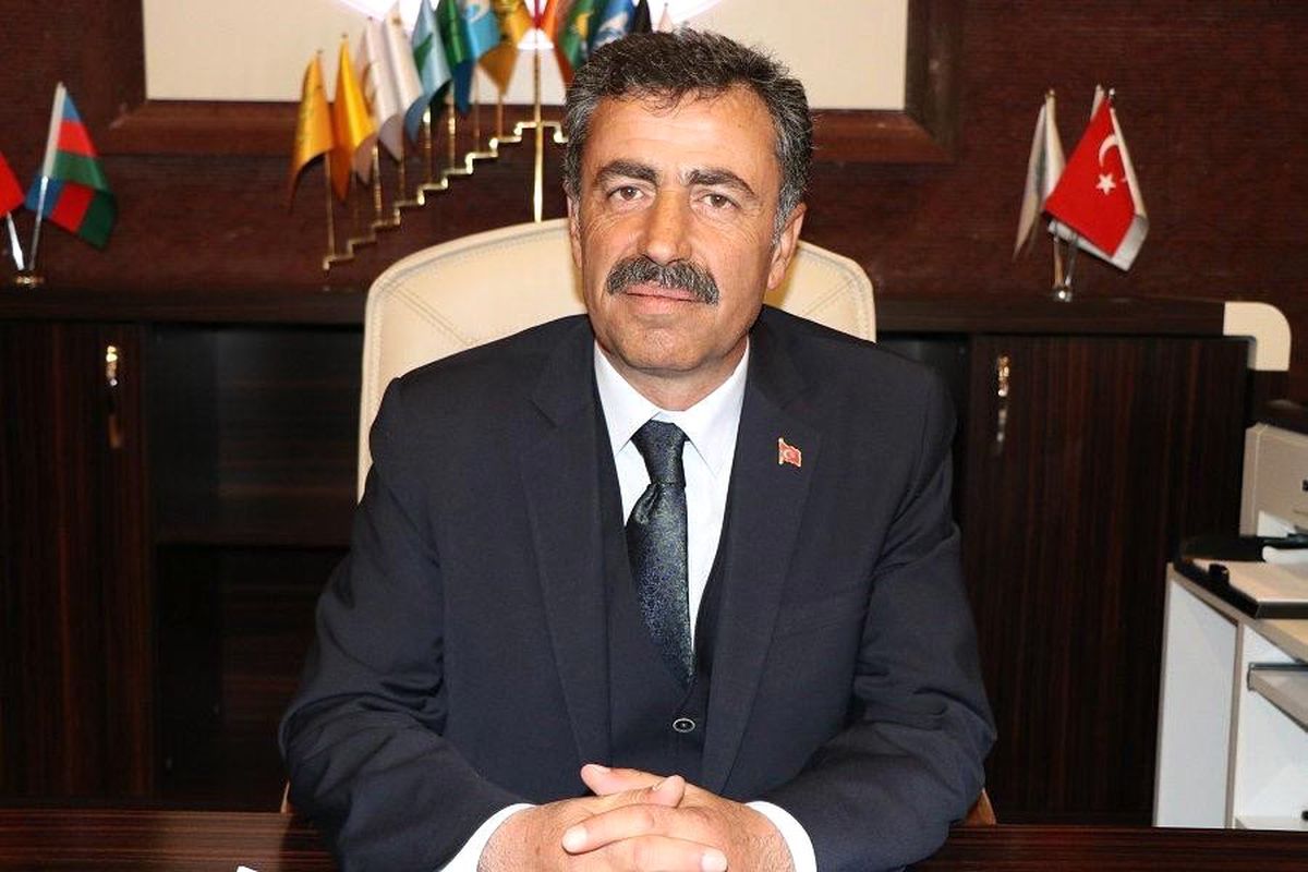 Uçhisar Belediye Başkanı Süslü\'den 23 Nisan Mesajı