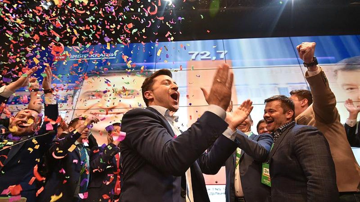 Ukrayna\'nın Yeni Devlet Başkanı Volodimir Zelenskiy Kimdir?